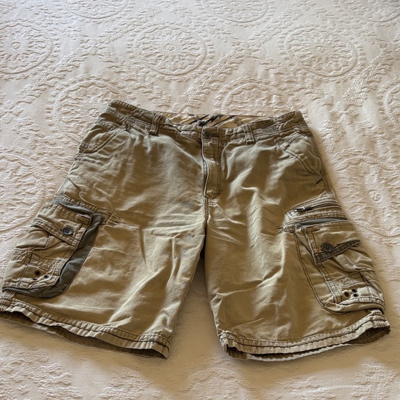 Quiksilver Other - Quicksilver Men's olive green Cargo Shorts Gently Loved 34